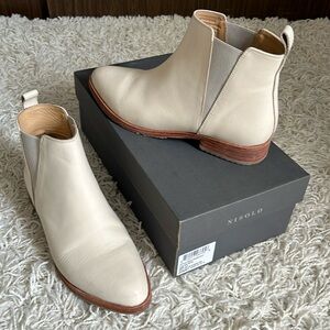Nisolo Chelsea Boots Ivory 8.5